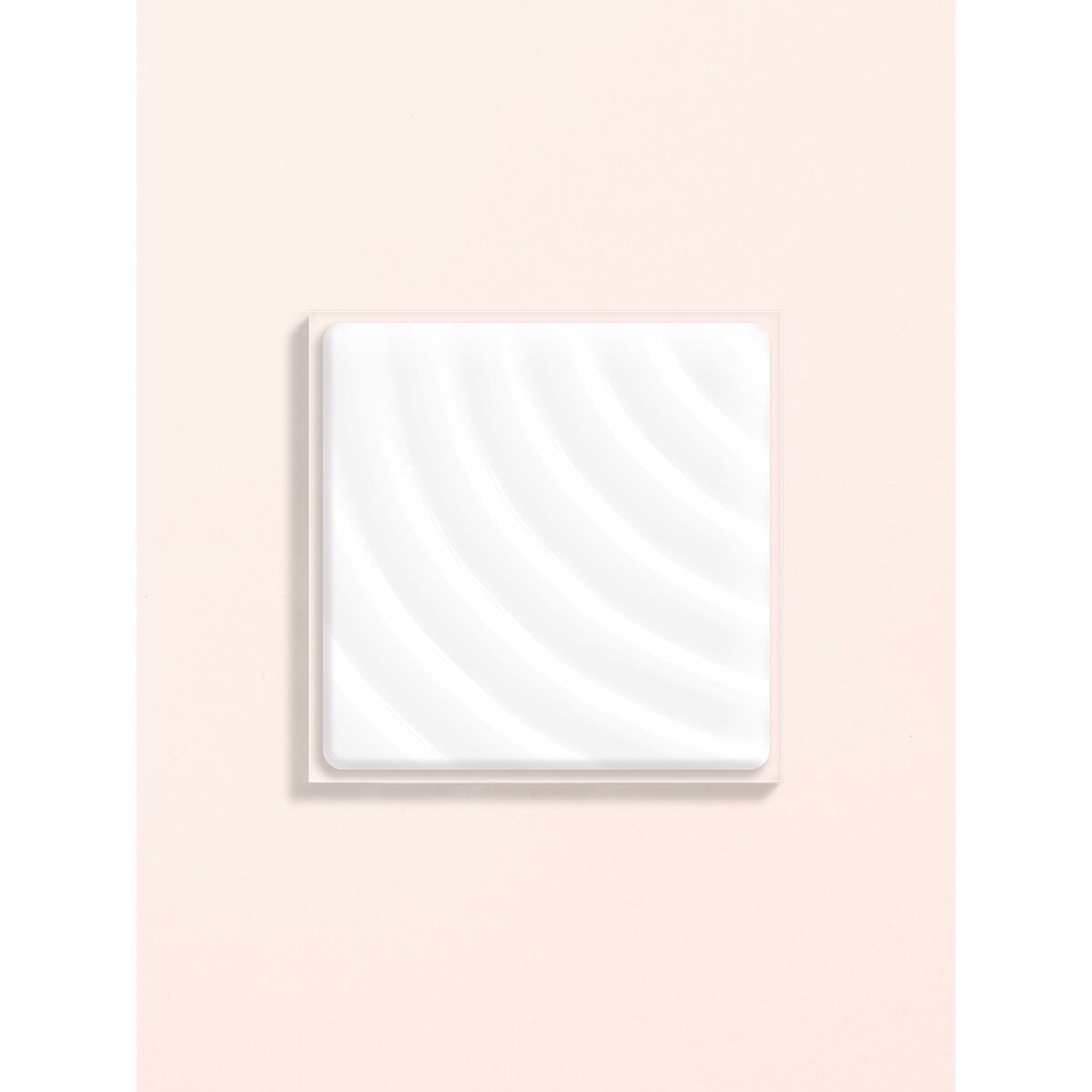 Lierac white creamy texture of body lotion for menopause on soft pink background